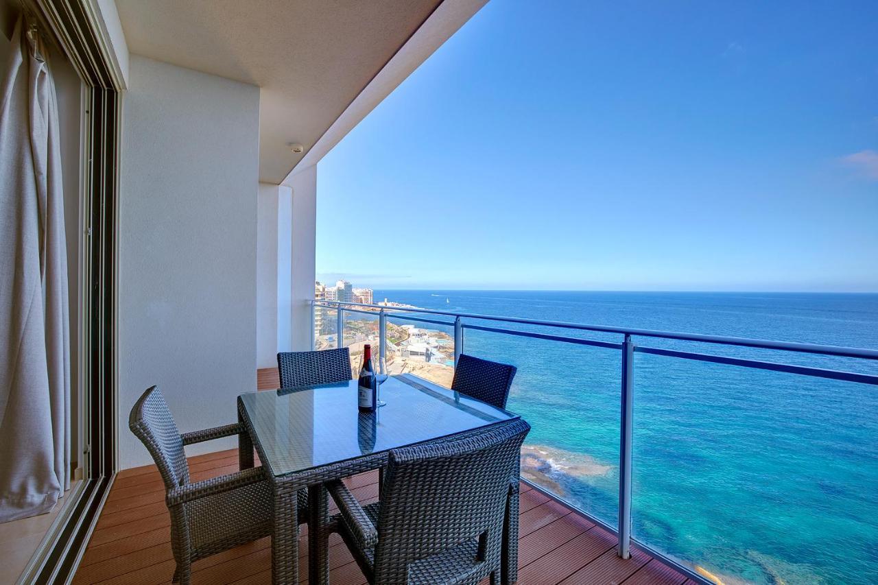 Ferienwohnung Luxurious Apt With Ocean Views And Pool In Tigne Point Sliema Exterior foto